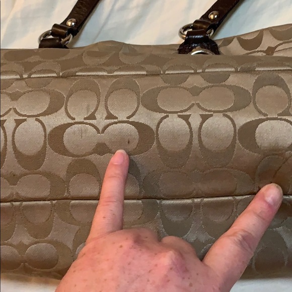 Coach Handbag - Picture 7 of 8